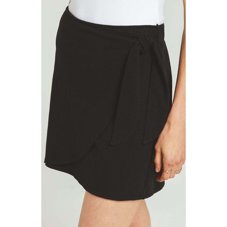 Z Supply Z Supply Tia Faux Leather Short | Black
